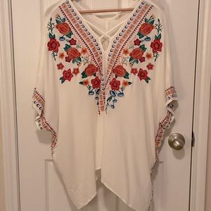 One-size Oddy white floral tunic